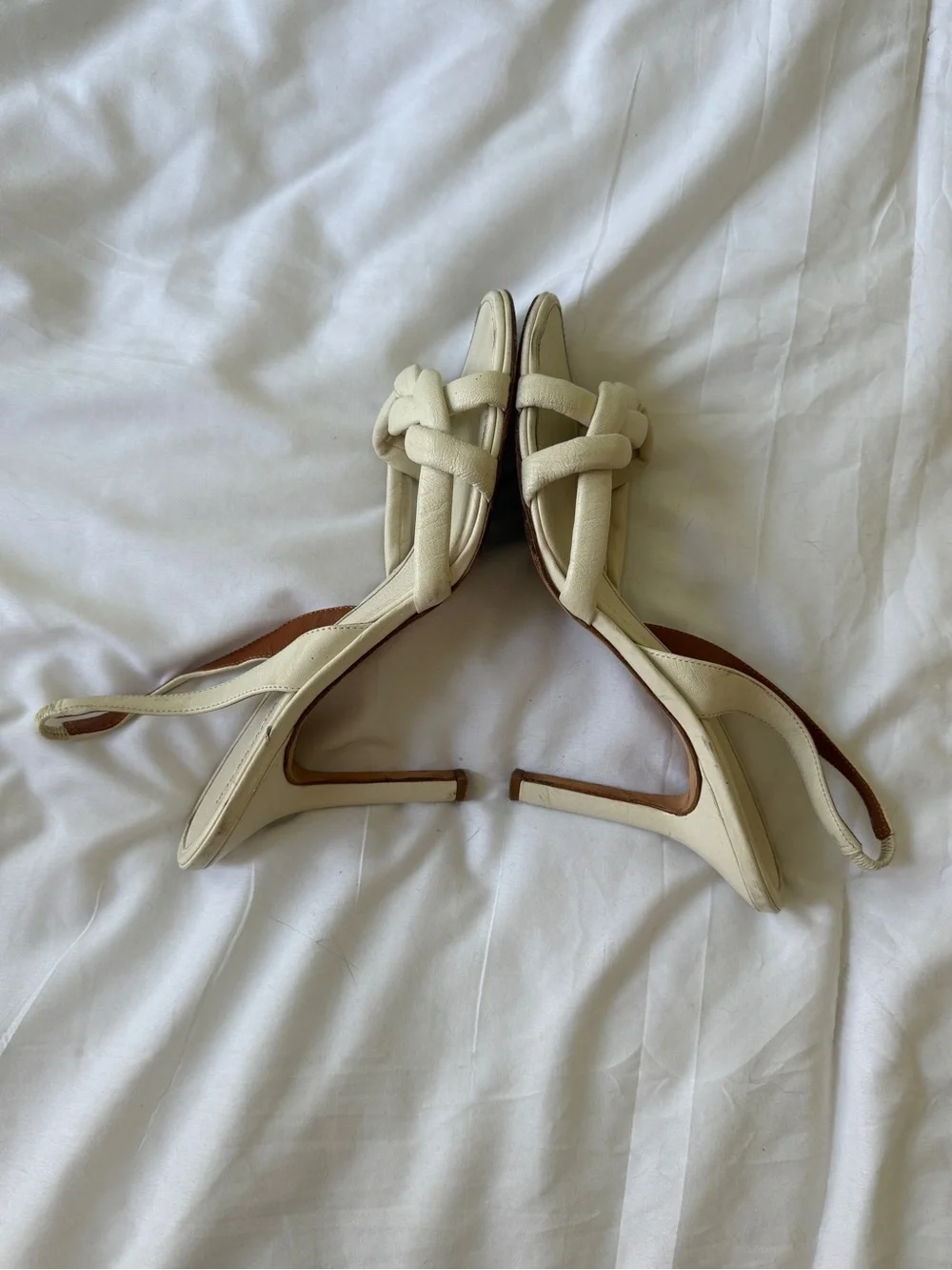 BCBGMaxAzria White Braided Strap Sandal Ivory White Kitten Heels Women size 8.5